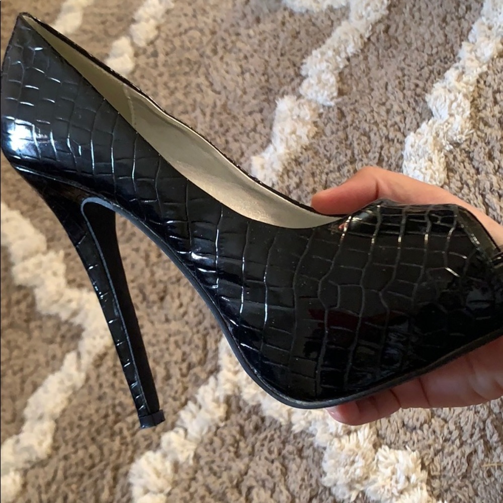 Patent leather, open toe pumps